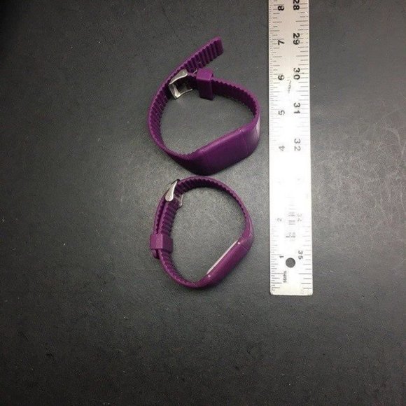 Magenta Purple Silicone Watch Silver Mens Ladies Unisex Retro - Picture 5 of 5